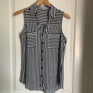 Express Sleeveless Portofino Blouse Size S